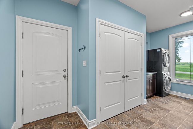 6407 Whalen Line, House other with 5 bedrooms, 3 bathrooms and 10 parking in Lucan Biddulph ON | Image 15
