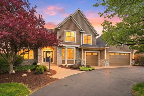 257 Troon Ct, Hudson, WI, 54016-8057 | Card Image