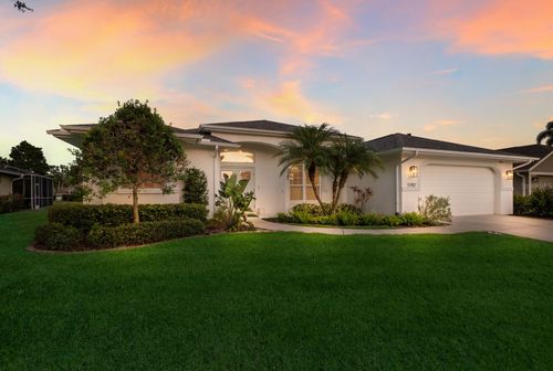 5782 Sandy Pointe Dr, SARASOTA, FL, 34233-3510 | Card Image