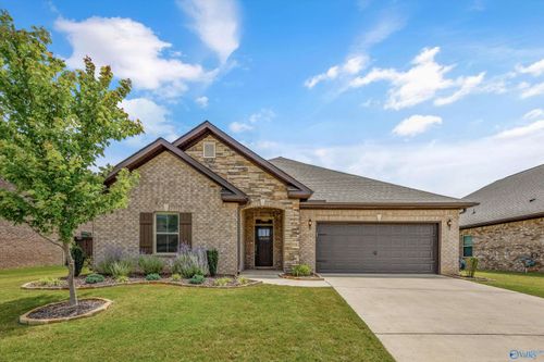16235 Trestle St Se, Huntsville, AL, 35803-3062 | Card Image