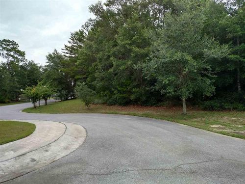 577 Downhaul Dr, Pensacola, FL, 32507-7998 | Card Image