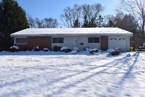 10 Tyndall Rd, KENDALL PARK, NJ, 08824-1110 | Card Image