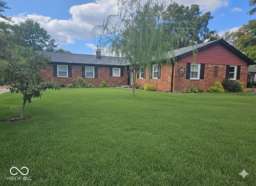 848 Prescott Ct, Indianapolis, IN, 46214-3727 | Card Image