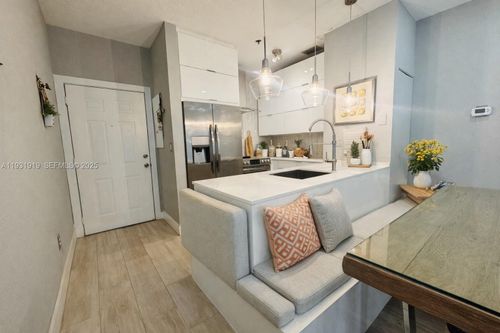 apt-106-2734 Bird Ave, Miami, FL, 33133-4669 | Card Image