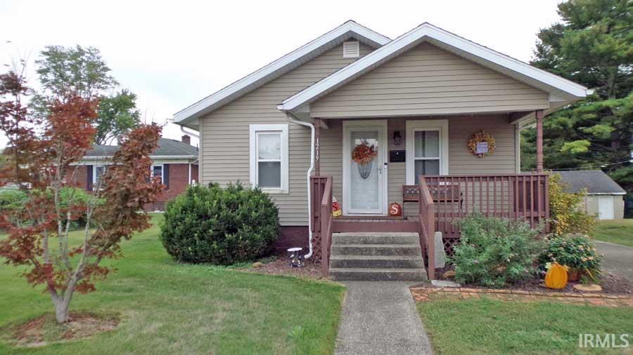 1219 N 12Th St, For Sale in Vincennes - eXp Realty