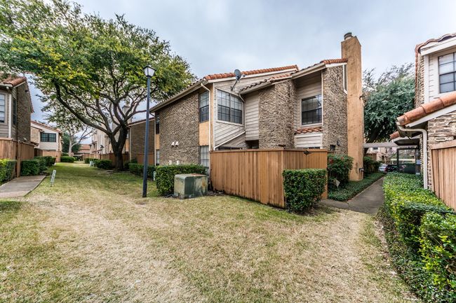 3 - 885 Dublin Dr, Condo with 2 bedrooms, 3 bathrooms and null parking in Richardson TX | Image 9