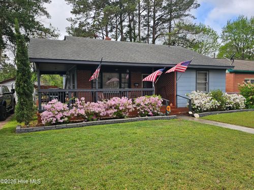 807 E 8th St, Washington, NC, 27889-4612 | Card Image
