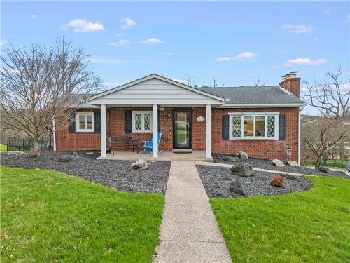 1236 Overlook Dr, Washington, PA, 15301-5836 | Card Image