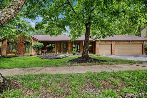 2087 Woodmoor Ridge Dr, Wildwood, MO, 63011-1782 | Card Image