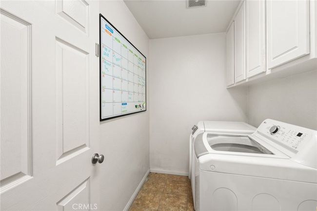 Upstairs Laundry Room with Storage | Image 27