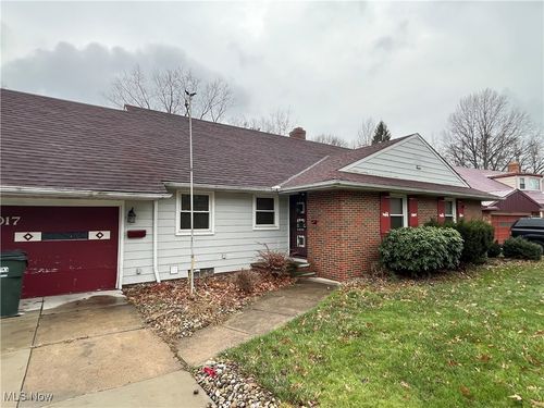 2017 Natona Rd, Euclid, OH, 44117-2407 | Card Image