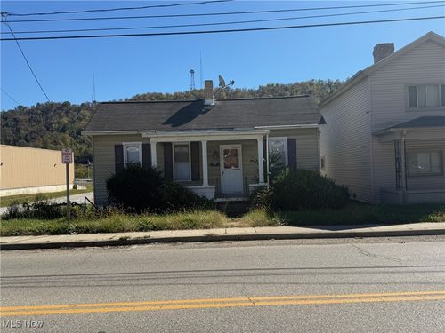 56316 National Rd, Bridgeport, OH, 43912-2502 | Card Image