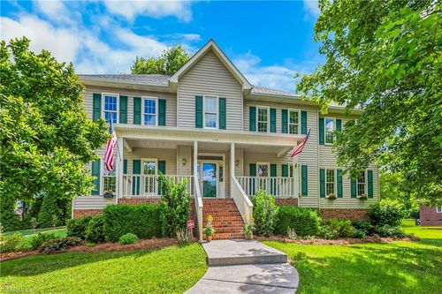 164 Fieldwood Dr, Advance, NC, 27006-9322 | Card Image