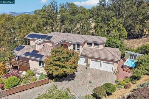3906 Arbutus Ct, Hayward, CA, 94542-2205 | Card Image