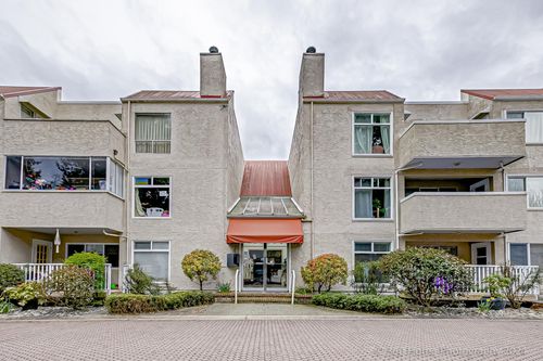 260 - 1440 Garden Place, Condo with 2 bedrooms, 1 bathrooms and 1 parking in Delta BC | Card Image