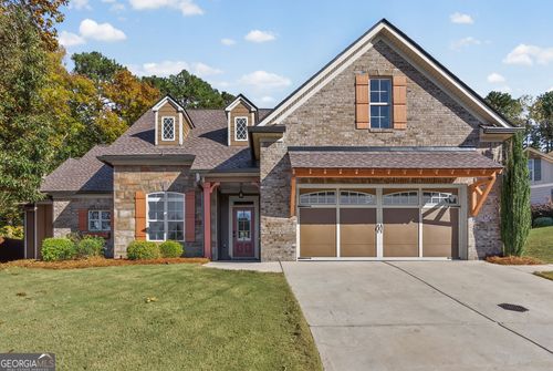 18 Berkeley Park, Newnan, GA, 30265-2395 | Card Image