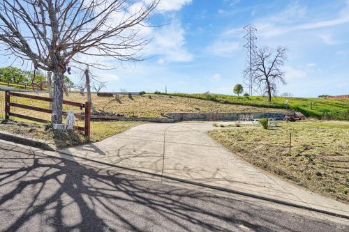 1109 Headlands Drive, Napa, CA, 94558 | Card Image