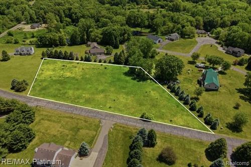 00 Iosco Mountain Rd, Gregory, MI, 48137 | Card Image