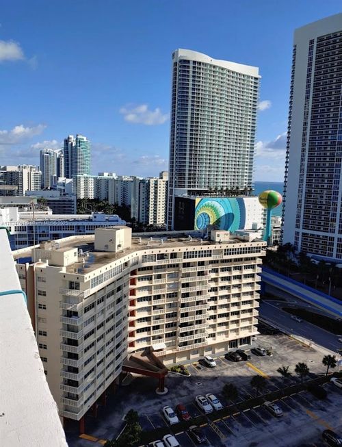 apt-419-1817 S Ocean Dr, Hallandale Beach, FL, 33009-4980 | Card Image