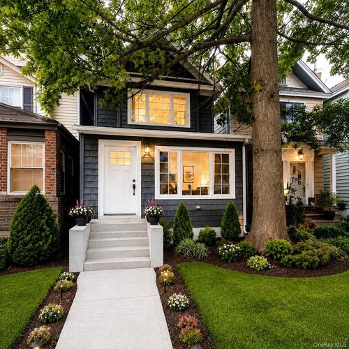 12310 85th Ave, Kew Gardens, NY, 11415-3303 | Card Image