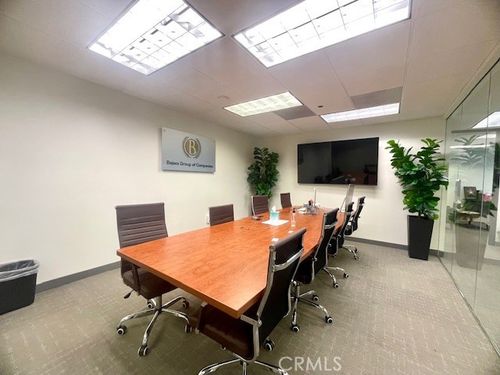 250-800 N Haven, Ontario, CA, 91764 | Card Image