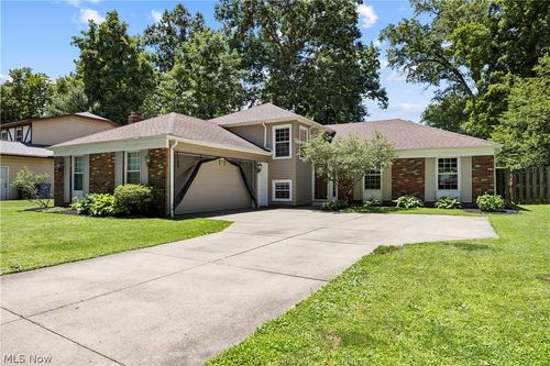 5336 Birch St, North Ridgeville, OH, 44039-2052 | Card Image