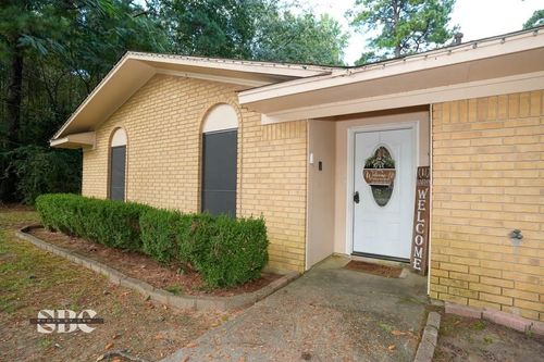 307 13th St Sw, Springhill, LA, 71075-3026 | Card Image