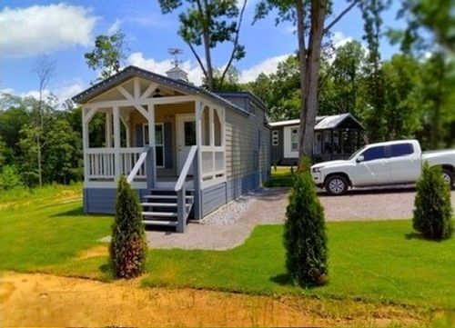 112 Pine Grove Ln, Dover, TN, 37058-2013 | Card Image