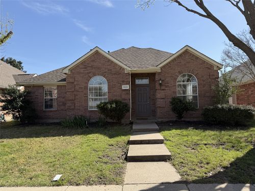 5829 White Pine Dr, Mckinney, TX, 75070-9503 | Card Image