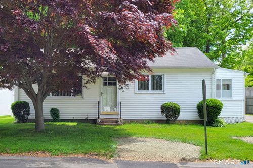 34 Corsino Ave, Old Lyme, CT, 06371-2423 | Card Image