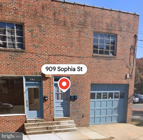 a-909 Sophia Street, Fredericksburg, VA, 22401 | Card Image