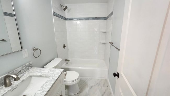 228 - 228 Greenbrook Dr, Condo with 2 bedrooms, 2 bathrooms and 1 parking in Stoughton MA | Image 12
