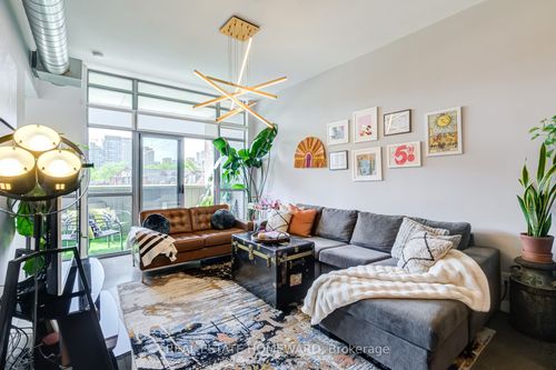 310-549 King St E, Toronto, ON, M5A1M4 | Card Image