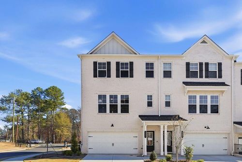 327 Dresden Cir, Tucker, GA, 30084-3716 | Card Image