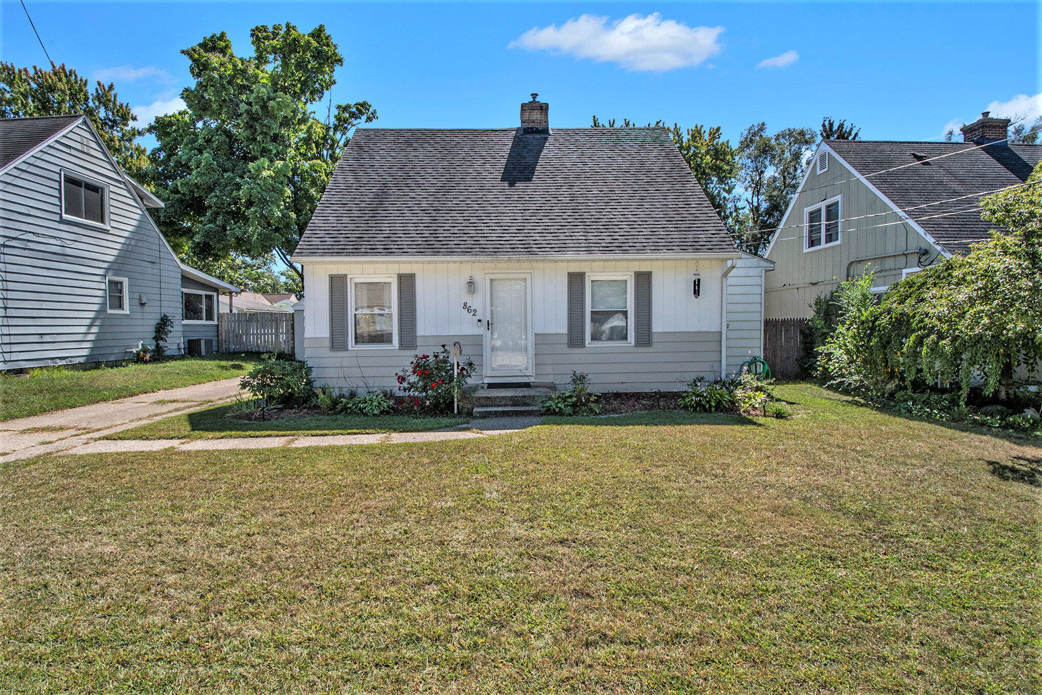 Colrain St, Wyoming, MI 49509