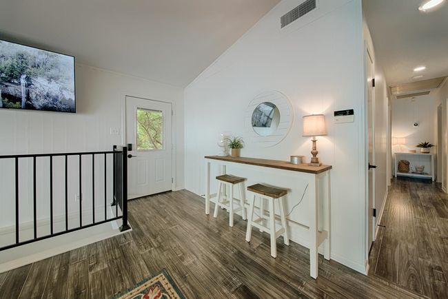 2814 Lakeview Ln, House other with 4 bedrooms, 3 bathrooms and null parking in Granite Shoals TX | Image 4
