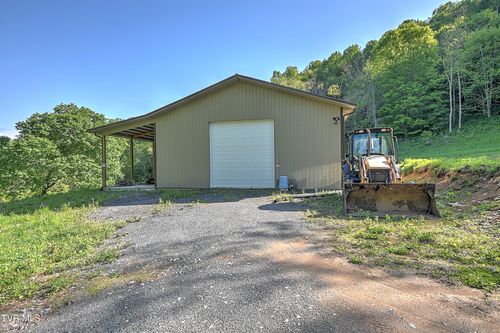 699 Heaton Creek Road, Roan Mountain, TN, 37687 | Card Image