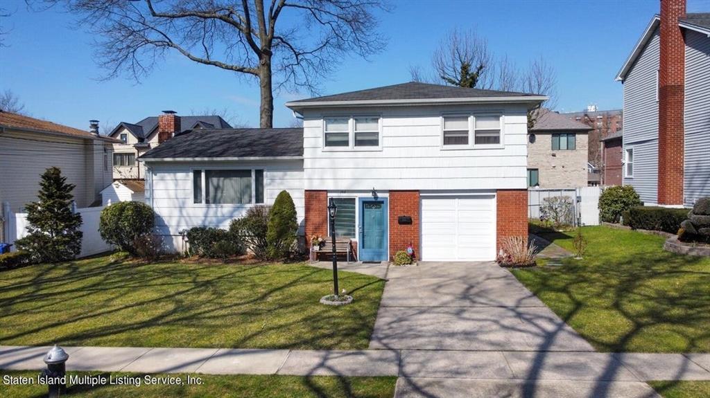 Providence St, Staten Island, NY 10304