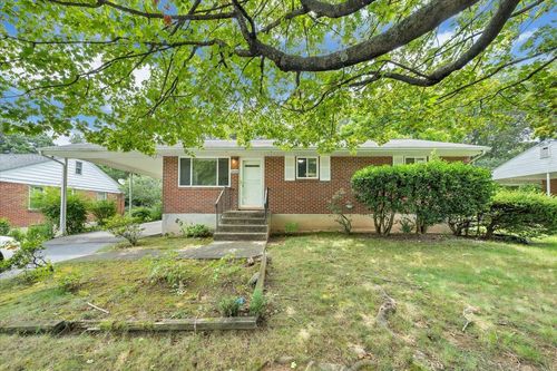 3510 Pilot Blvd, Roanoke, VA, 24018-3720 | Card Image