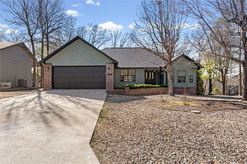 9 Thirsk Ln, Bella Vista, AR, 72714-5146 | Card Image