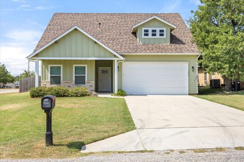 3805 Sage Ct, Granbury, TX, 76048-3301 | Card Image