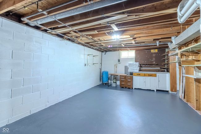 10586 School Pkwy, House other with 3 bedrooms, 2 bathrooms and null parking in Carmel IN | Image 20