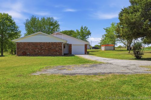17870 Harding Road, Beggs, OK, 74421 | Card Image