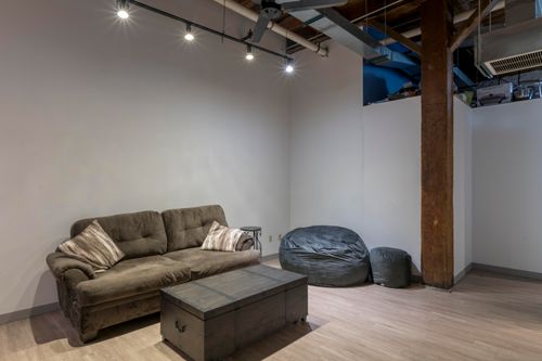 147-585 S Upper St, Lexington, KY, 40507-1645 | Card Image
