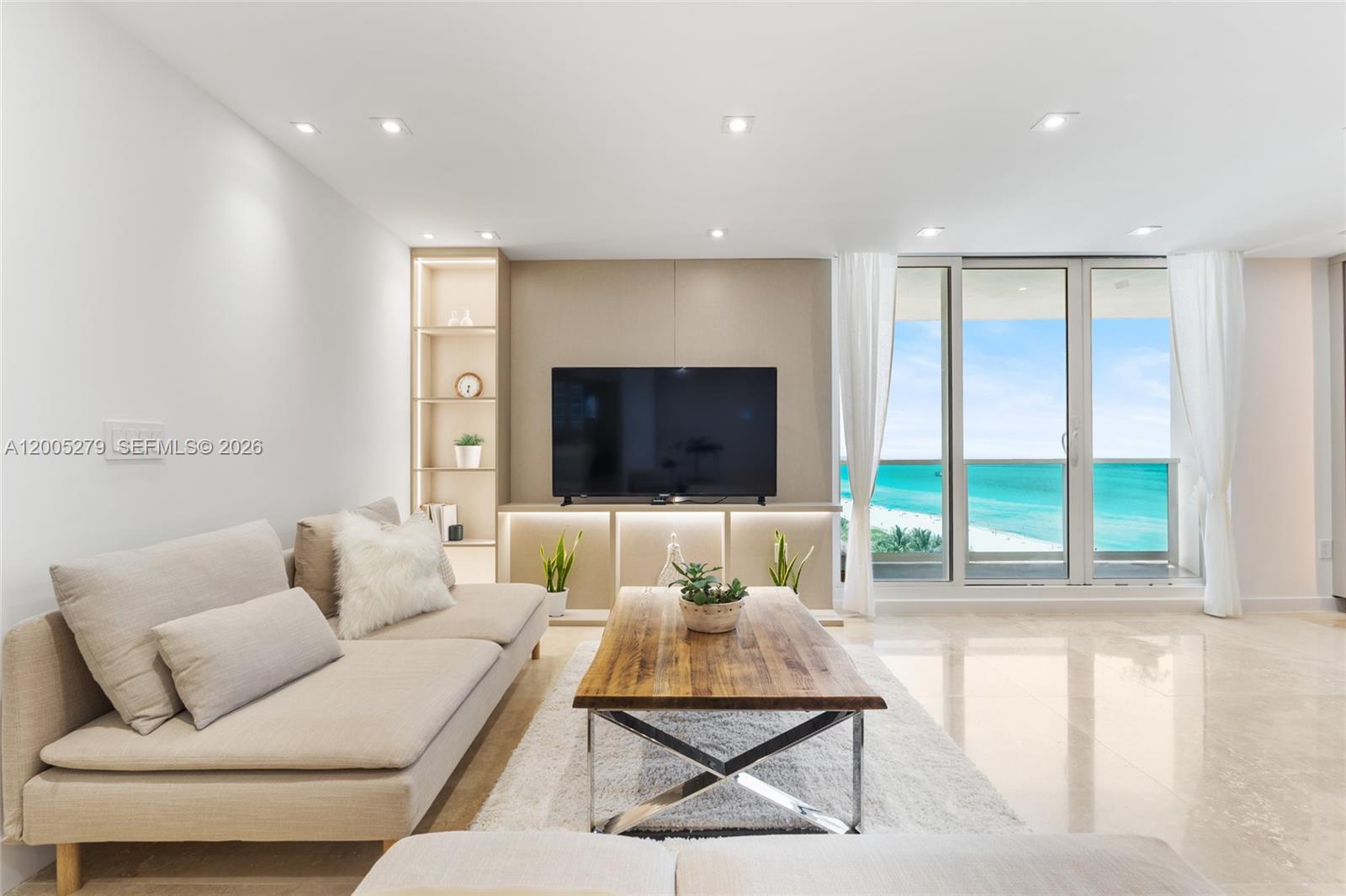 Residential Lease in Miami Beach 3