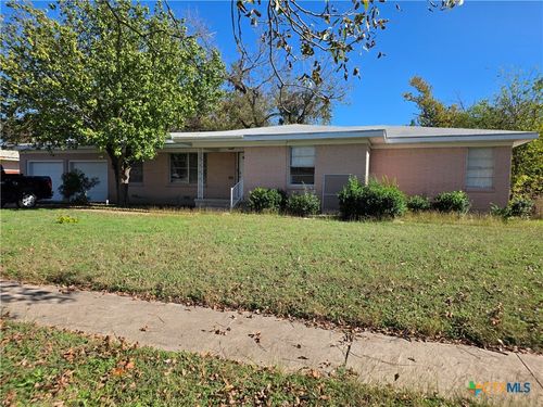 1903 S 13th St, Temple, TX, 76504-7371 | Card Image