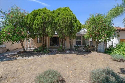 611 S Sparks Street, Burbank, CA, 91506 | Card Image