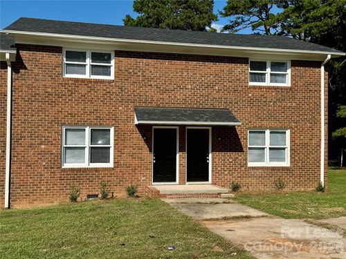 a-916 W 5th Ave, Lexington, NC, 27292-2645 | Card Image