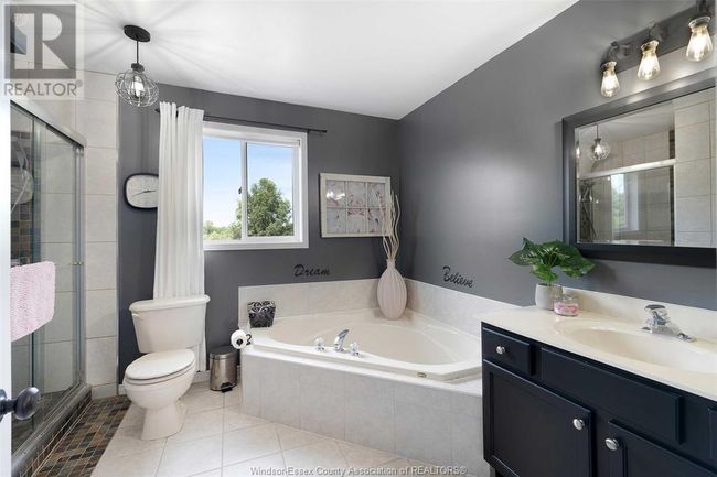 225 Golfview Dr, House other with 5 bedrooms, 4 bathrooms and null parking in Amherstburg ON | Image 34