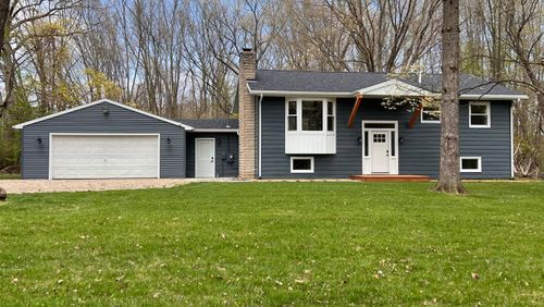 11286 Gilkey Rd, Plainwell, MI, 49080-9018 | Card Image